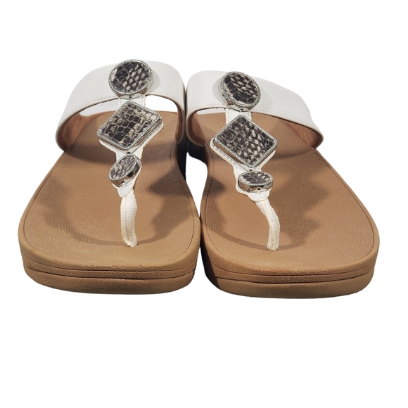 FitFlop Snake Medallion Toe Thong  Wedge Support Sandals - Picture 3 of 9